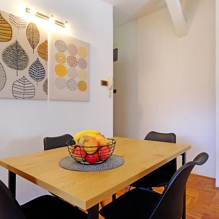 Red Tree Apartment Belgrado Exterior foto