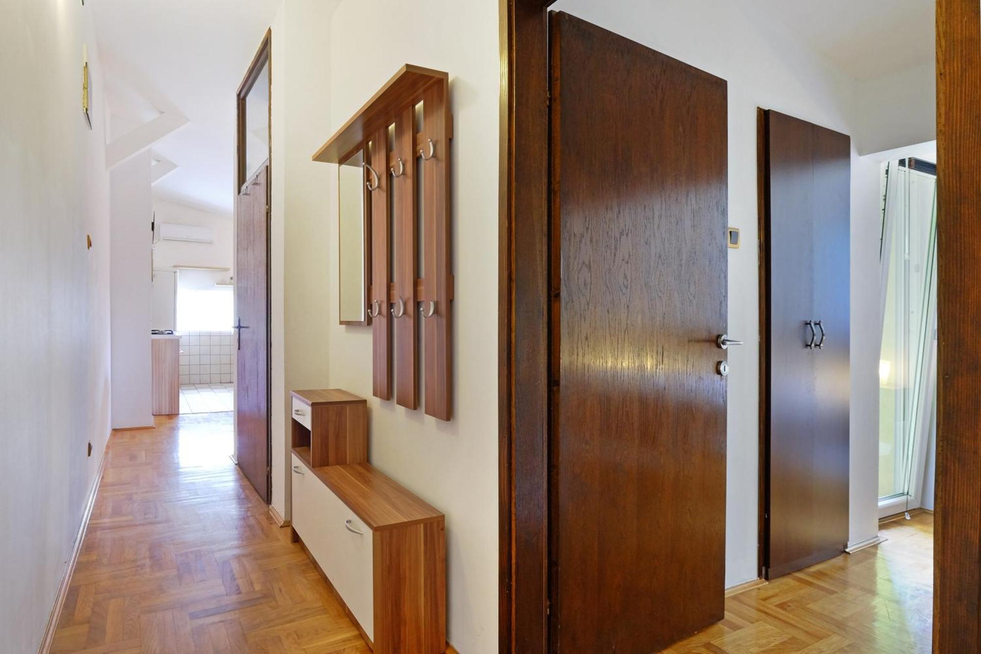 Red Tree Apartment Belgrado Exterior foto