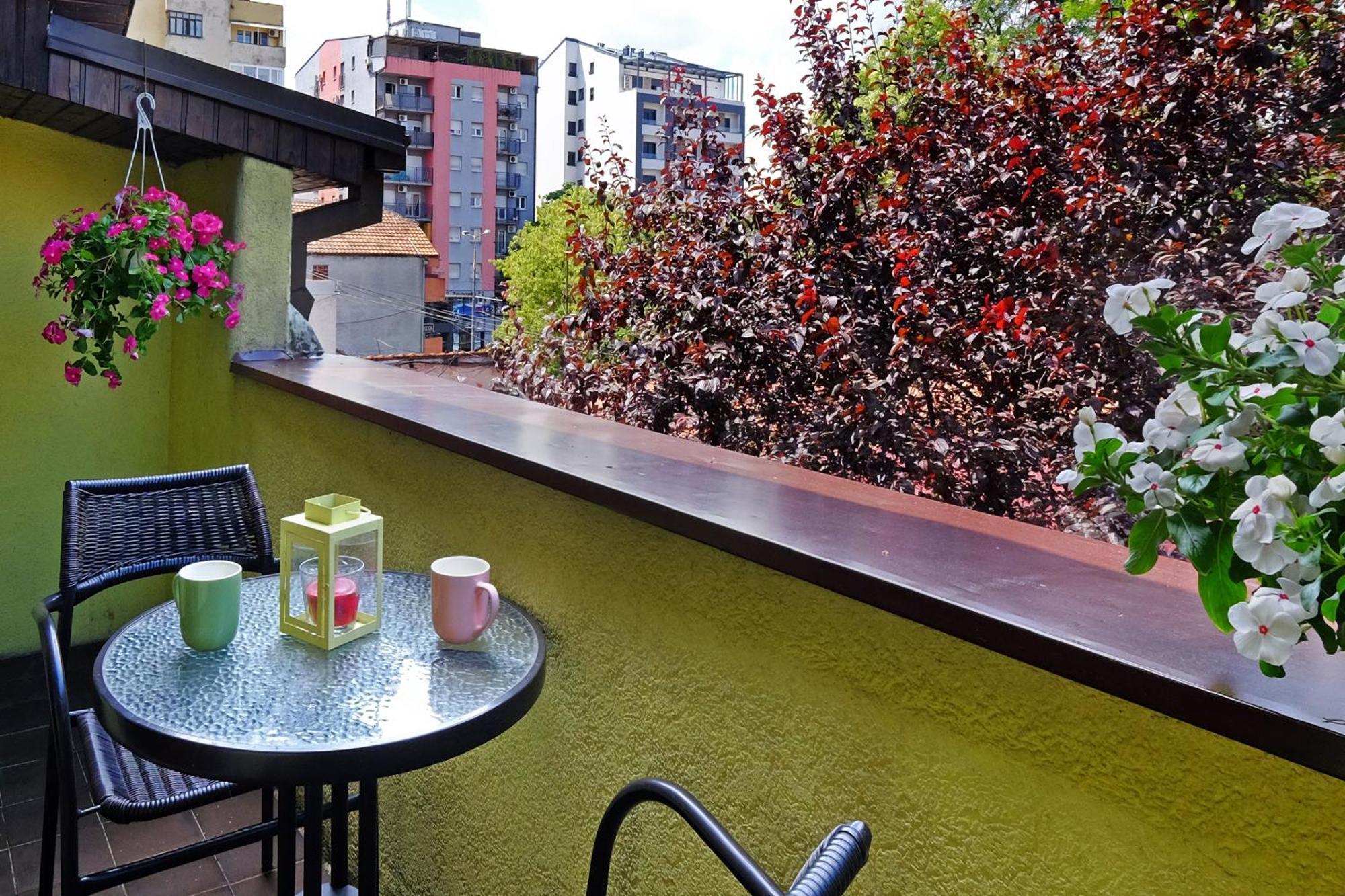 Red Tree Apartment Belgrado Exterior foto